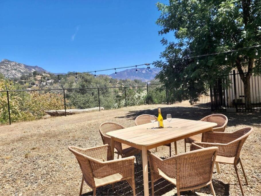 Scenic Spanish Rancho - Breathtaking Views Три-Риверс Экстерьер фото