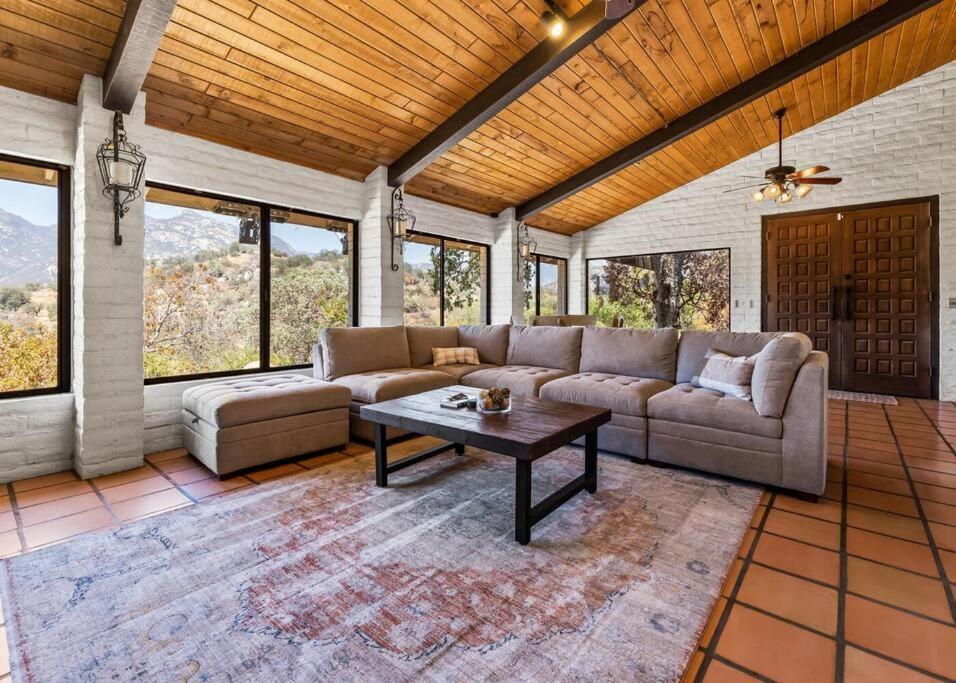Scenic Spanish Rancho - Breathtaking Views Три-Риверс Экстерьер фото