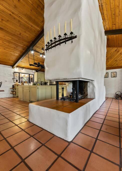 Scenic Spanish Rancho - Breathtaking Views Три-Риверс Экстерьер фото